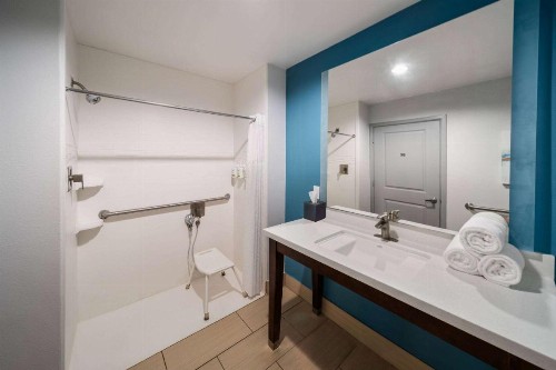 La Quinta by Wyndham Rockport - Fulton - image 33