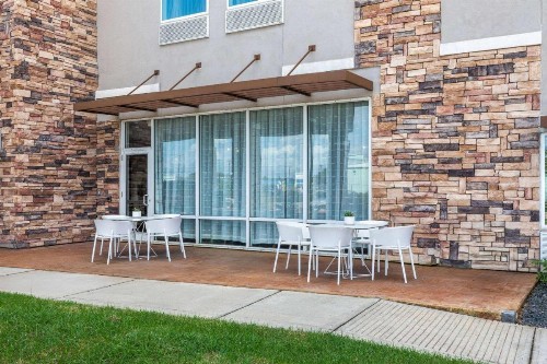 La Quinta by Wyndham Rockport - Fulton - image 41