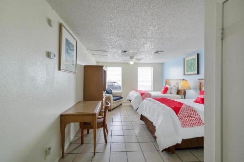OYO Hotel Rockport- Sea View - image 18