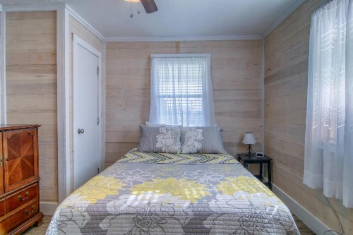 Coastal Hideaway #A - image 6