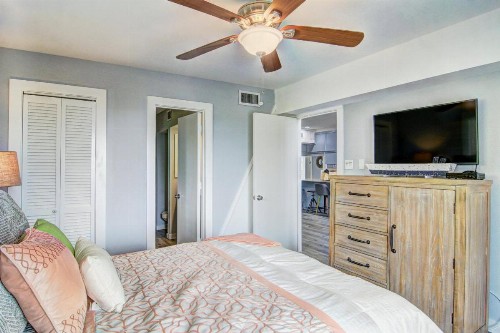 Bay View Bungalow - image 6