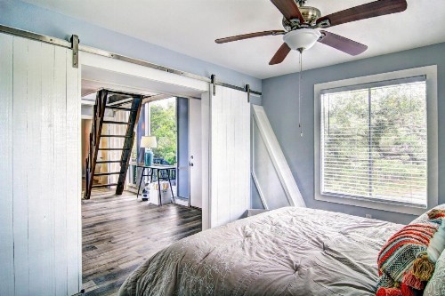 Bay View Bungalow - image 7