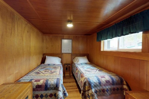 Rockwood Cabin on Moosehead Lake - image 6