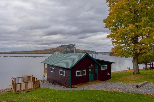 Rockwood Cabin on Moosehead Lake - image 8