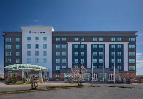 Holiday Inn and Suites Rogers at Pinnacle Hills an IHG Hotel - image 4
