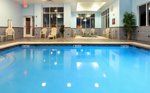 Holiday Inn and Suites Rogers at Pinnacle Hills an IHG Hotel - image 5
