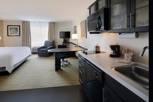 Candlewood Suites Rogers-Bentonville an IHG Hotel - image 23