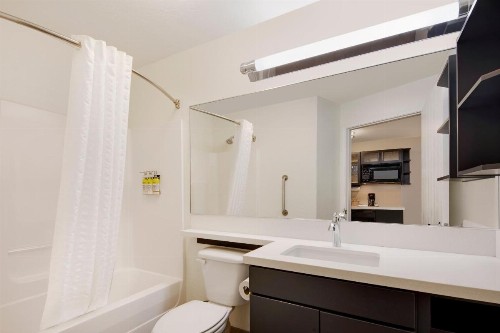 Candlewood Suites Rogers-Bentonville an IHG Hotel - image 29