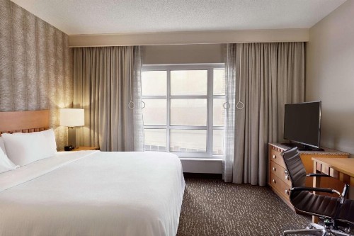 Embassy Suites Northwest Arkansas - Hotel Spa & Convention Center - image 22
