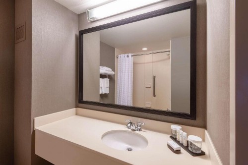 Embassy Suites Northwest Arkansas - Hotel Spa & Convention Center - image 26