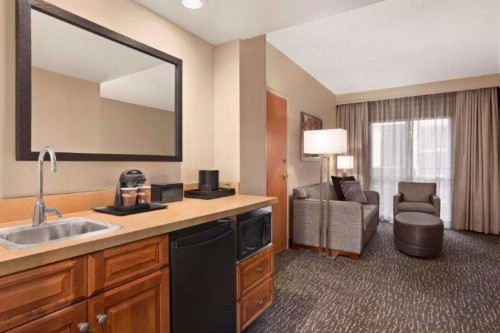 Embassy Suites Northwest Arkansas - Hotel Spa & Convention Center - image 45