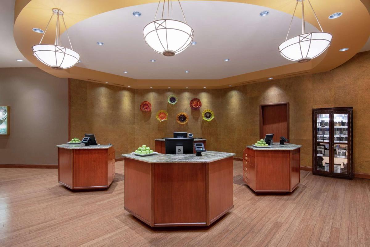 Embassy Suites Northwest Arkansas - Hotel Spa & Convention Center - image 7
