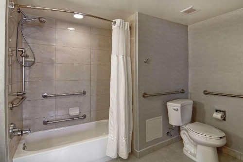 Homewood Suites by Hilton Bentonville-Rogers - image 8