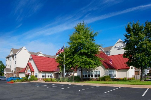 Residence Inn by Marriott Rogers - image 22