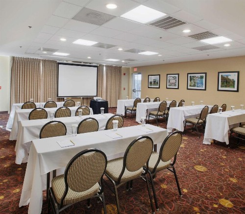 Hilton Garden Inn Bentonville Rogers - image 12