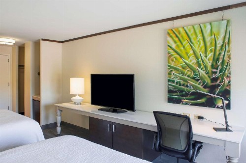 Hilton Garden Inn Bentonville Rogers - image 3