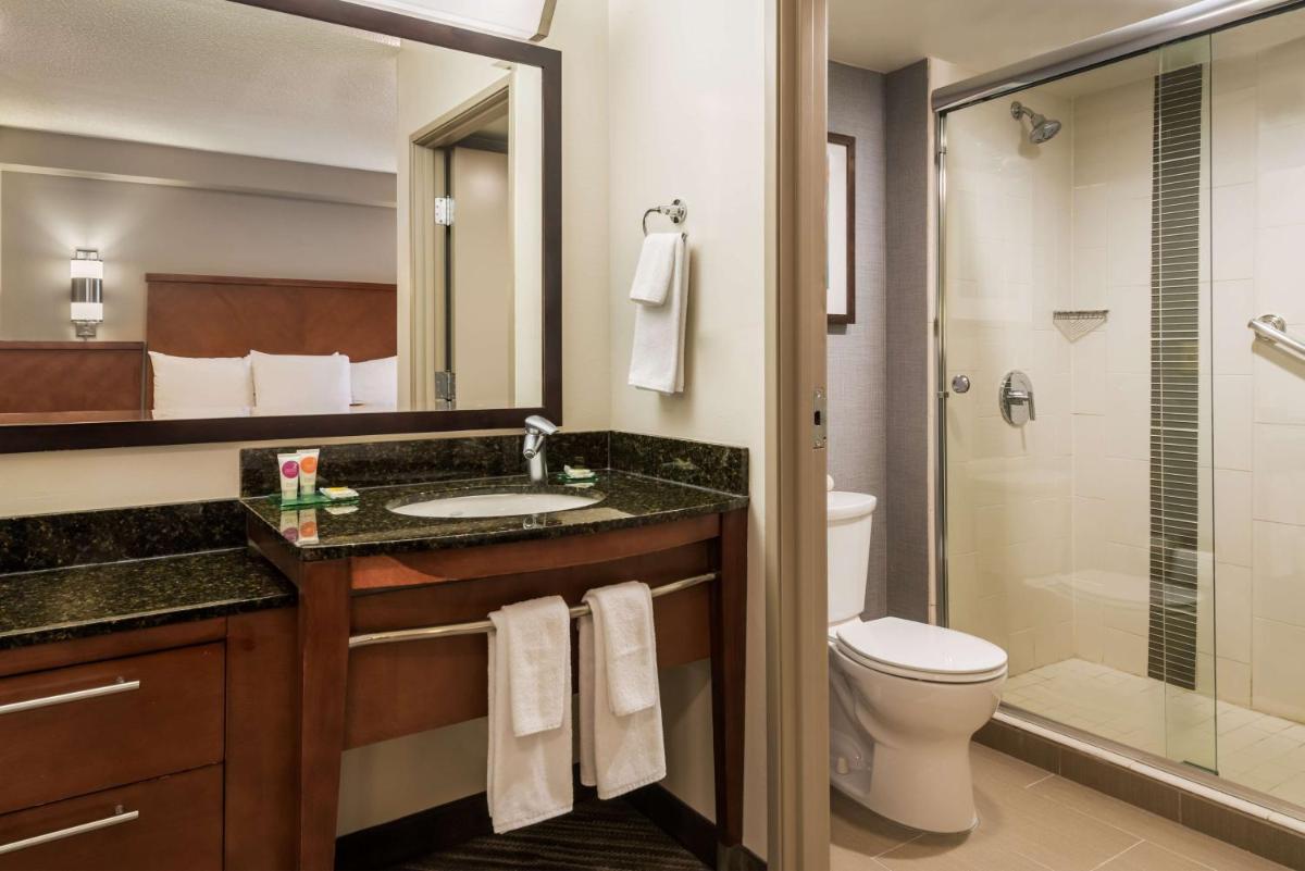 Hyatt Place Rogers/Bentonville - image 6
