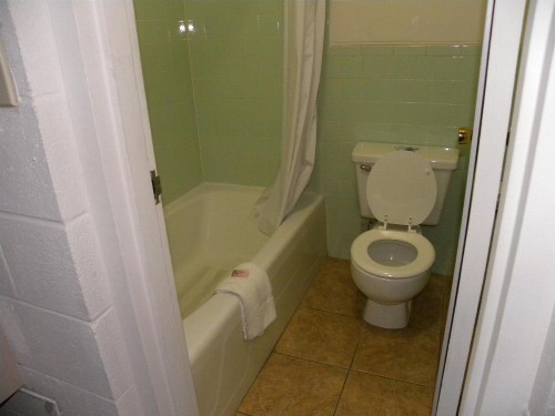 Guest Inn Rogers - image 16