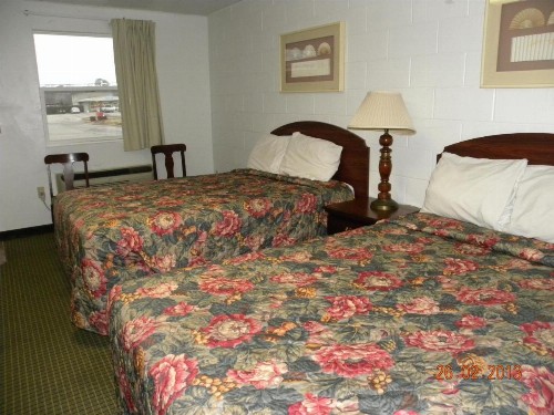 Guest Inn Rogers - image 24