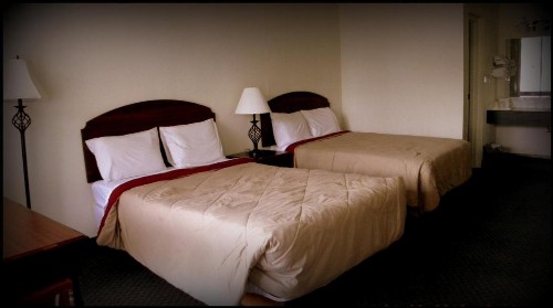 Guest Inn Rogers - image 28