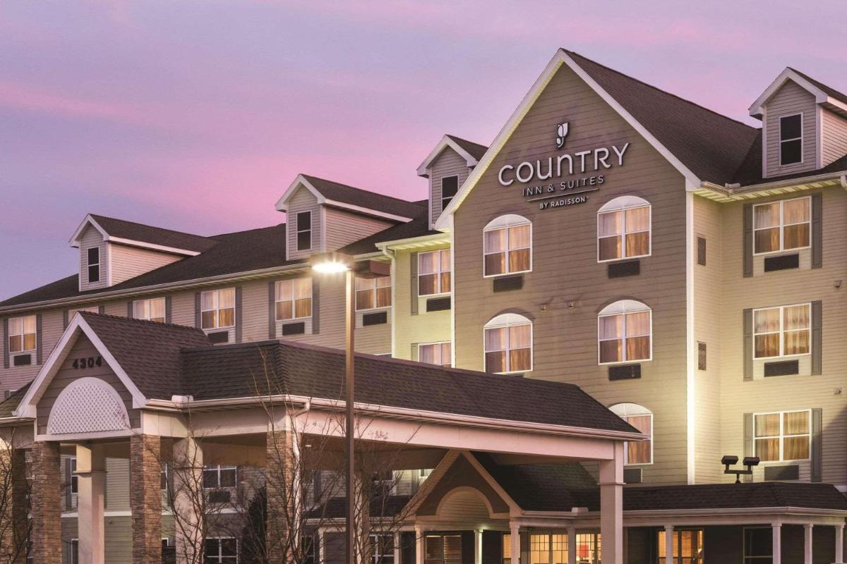 Country Inn & Suites by Radisson Bentonville South - Rogers AR - main image