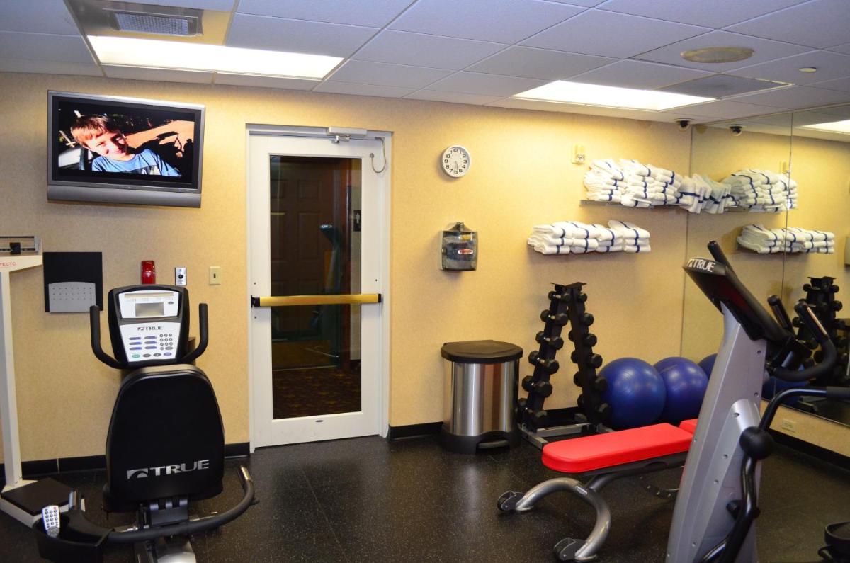 Country Inn & Suites by Radisson Bentonville South - Rogers AR - image 2