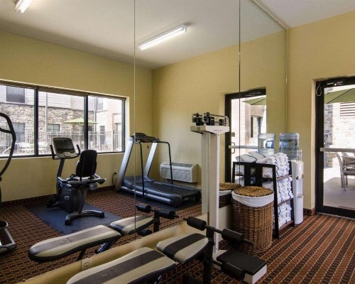 MainStay Suites Rogers Bentonville - image 12