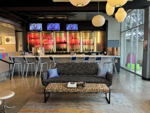 Aloft Hotel Rogers Bentonville - image 24