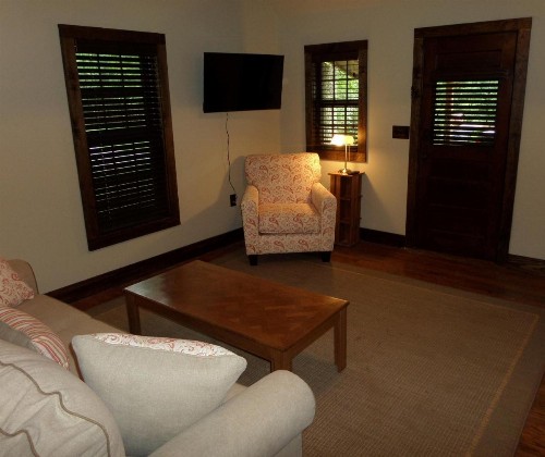War Eagle Homestead Cabin