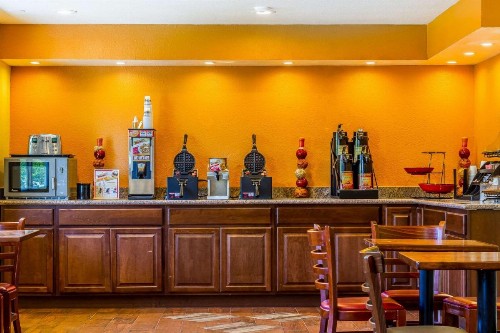 Rodeway Inn - Rohnert Park - image 11