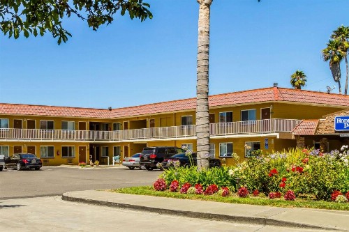 Rodeway Inn - Rohnert Park - image 17