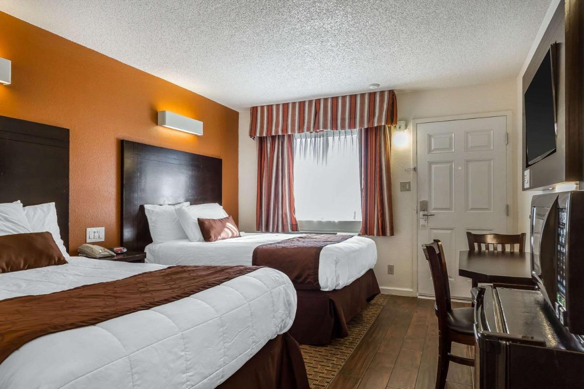 Rodeway Inn - Rohnert Park - image 2