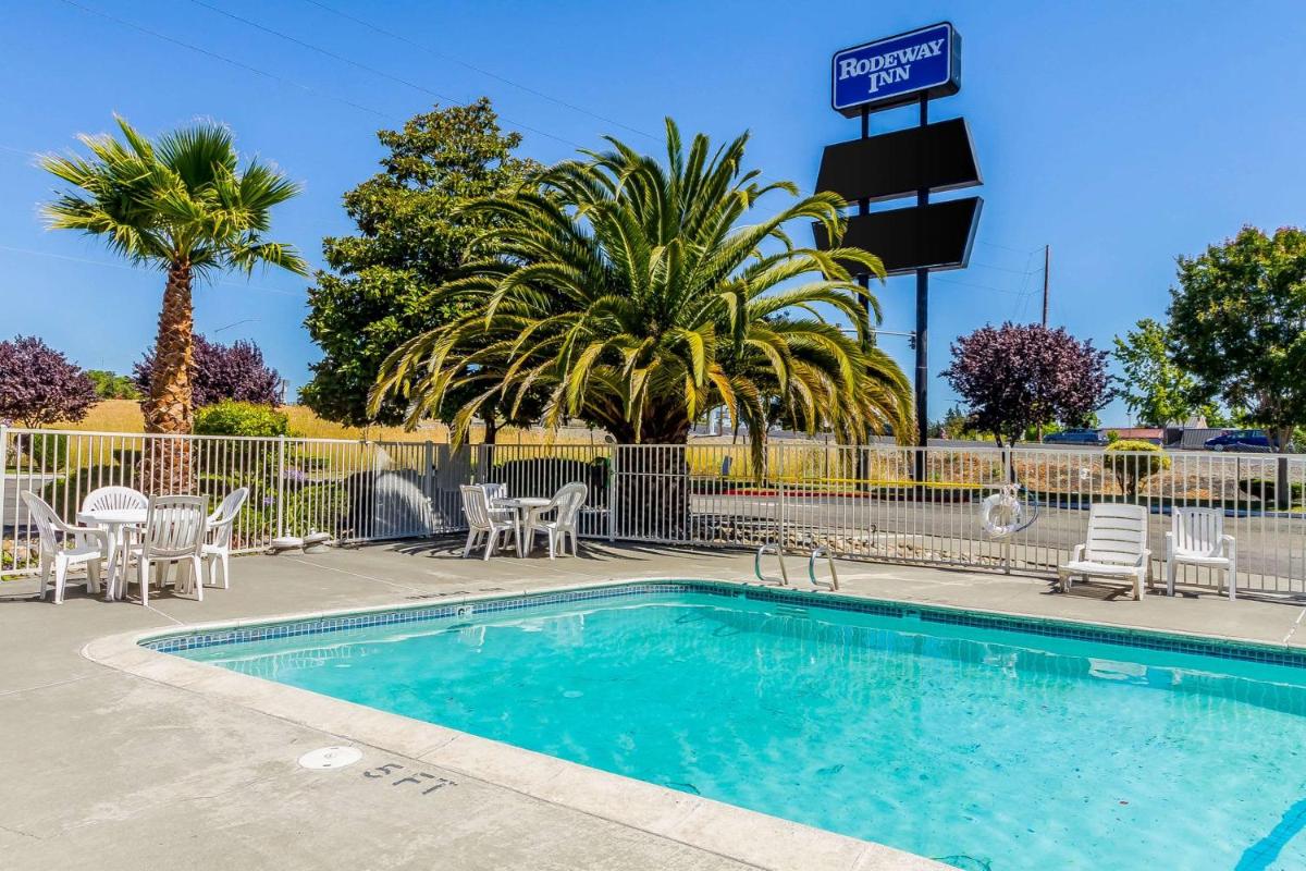 Rodeway Inn - Rohnert Park - image 7