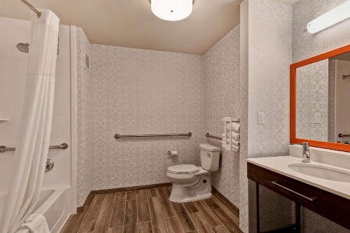 Hampton Inn & Suites Rohnert Park - Sonoma County - image 11