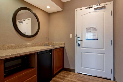 Hampton Inn & Suites Rohnert Park - Sonoma County - image 18