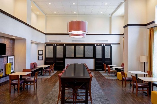 Hampton Inn & Suites Rohnert Park - Sonoma County - image 5