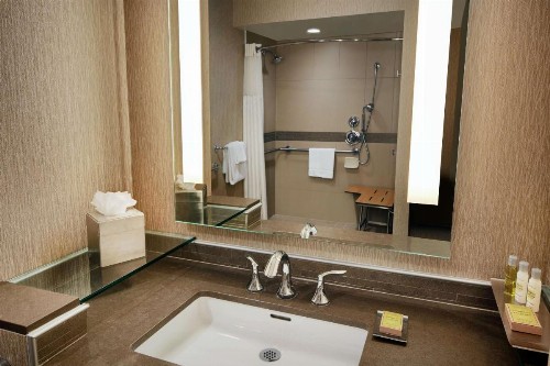 DoubleTree by Hilton Sonoma Wine Country - image 25
