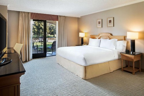 DoubleTree by Hilton Sonoma Wine Country - image 32