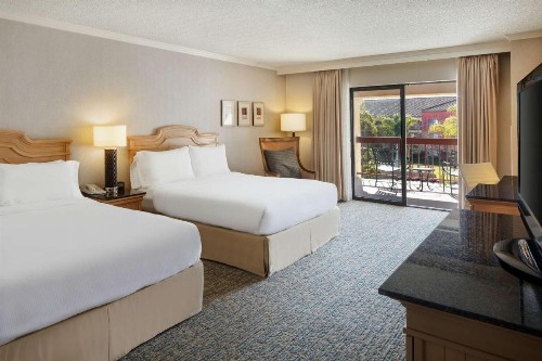 DoubleTree by Hilton Sonoma Wine Country - image 38
