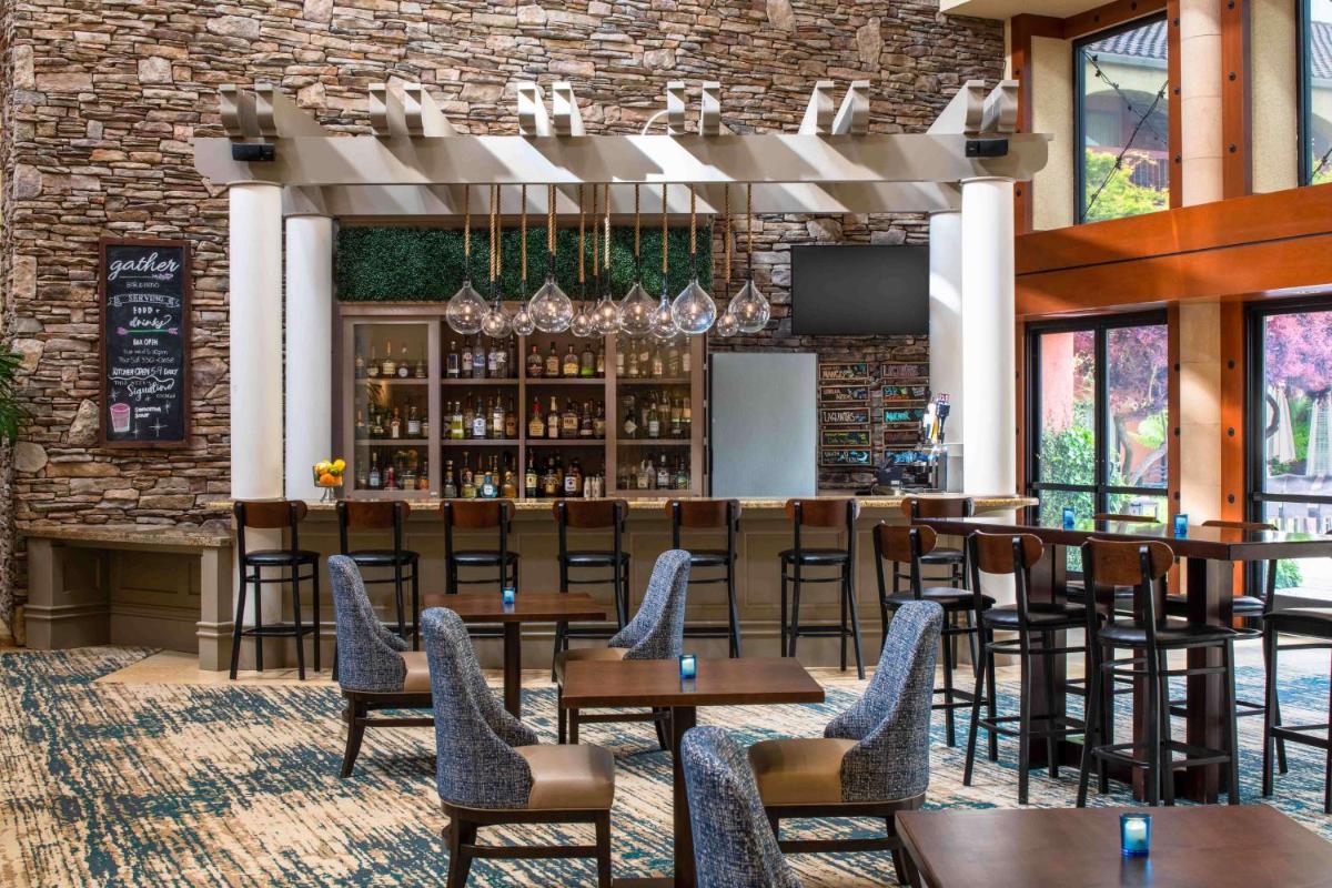 DoubleTree by Hilton Sonoma Wine Country - image 6