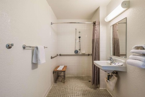 Motel 6-Rohnert Park CA - image 39