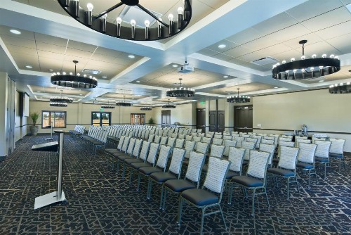 Oxford Suites Sonoma - Rohnert Park - image 12