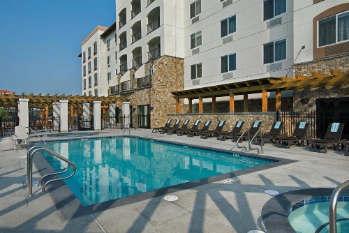 Oxford Suites Sonoma - Rohnert Park - image 16