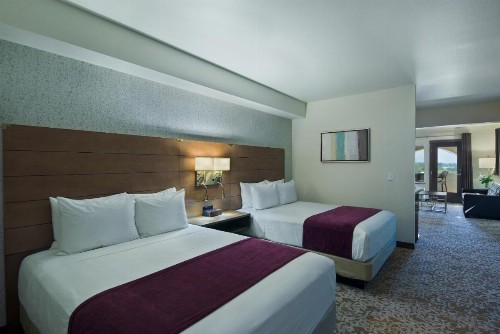Oxford Suites Sonoma - Rohnert Park - image 17