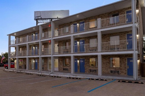 Motel 6-Rolla MO - image 5