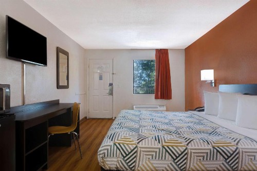 Motel 6-Rolla MO - image 9