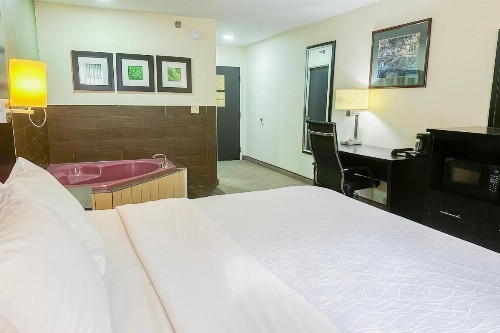 Baymont by Wyndham Rome West - image 14