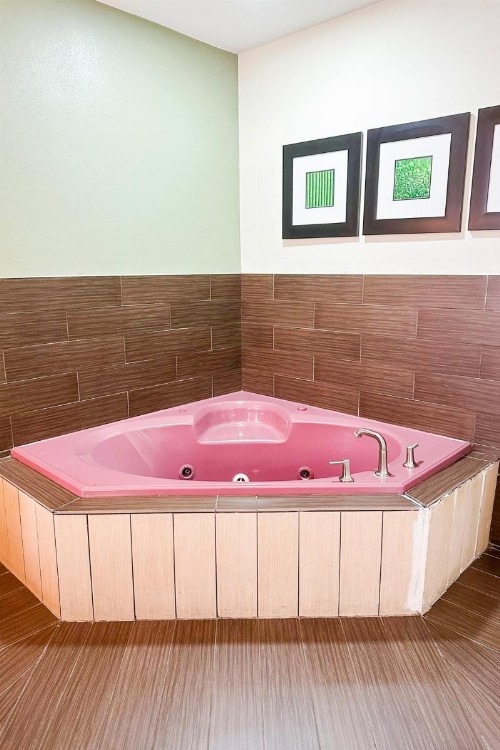 Baymont by Wyndham Rome West - image 16