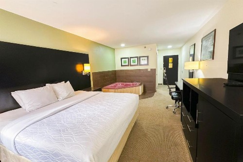 Baymont by Wyndham Rome West - image 35