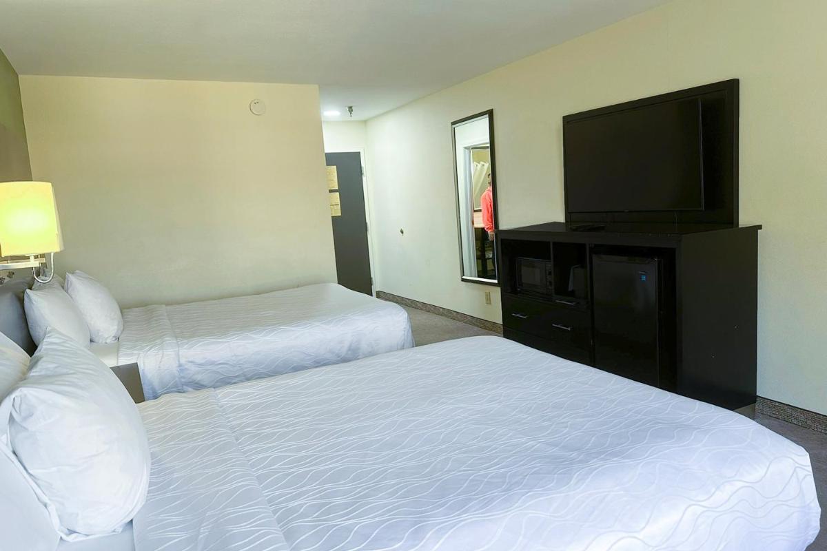 Baymont by Wyndham Rome West - image 5